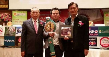 Pongsaklek Wonjongkam, uno de los dos Mejores pesos mosca en la Historia del CMB PONGSAKLEK-3