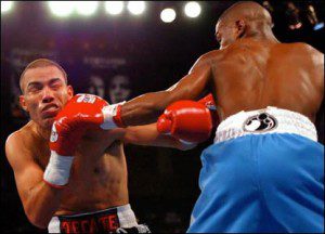 Mayweather vs José Luis Castillo