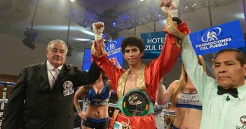 Rey Vargas noqueó a Néstor Paniagua en el segundo