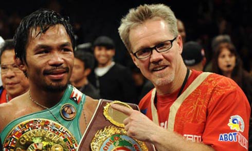 Manny Pacquiao junto a Freddie Roach.