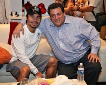 Pacquiao y Mauricio Sulaimán