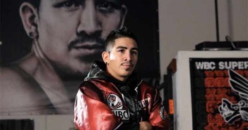 Leo Santa Cruz: “Quiero ese cinturón, mi ambición es pelear en contra de Gary Russell”