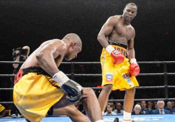 Stevenson derriba a Sakio Bika