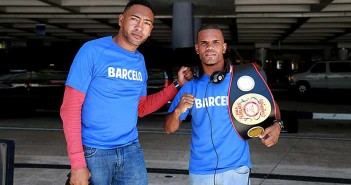 Llega el clasificado mundial Luis Hinojosa a Puerto Rico para su combate con Emmanuel Rodríguez