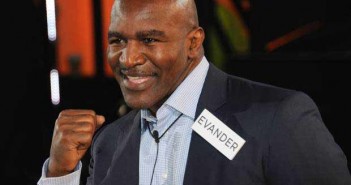 Evander Holyfield participó en un anuncio contra la violencia