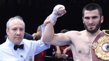 Artur Beterbiev (Lucas Noonan / Premier Boxing Champions)