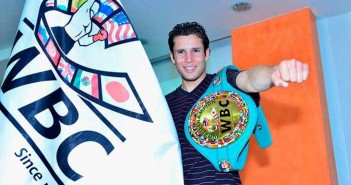 Carlos Cuadras promote nocaut frente al filipino Richie Mepranum
