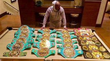 Los 23 cinturones que ganó Mayweather