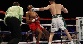 Callum Smith acabó en el primero con Hadillah Mohoumadi