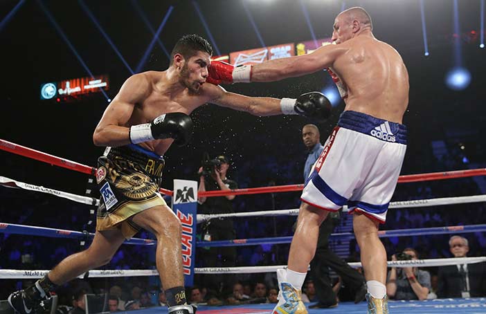 Gilberto "Zurdo" Ramírez - Crédito Fotos: Mikey Williams, Top Rank