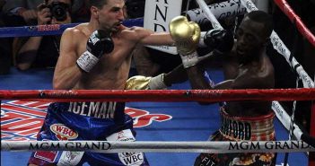 En mediocre pelea, Crawford derrotó a Postol