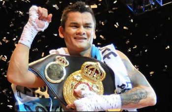Marcos "Chino" Maidana con el cinturón de la AMB