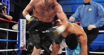 Leo Fernández liquidó a Ovejero en cuatro en Lanús en estreno de DeporTV