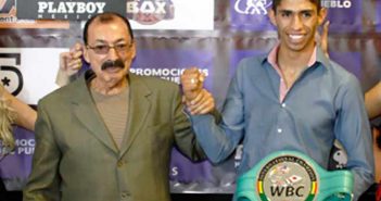 Rey Vargas vs Óscar Negrete por título CMB en el MSG