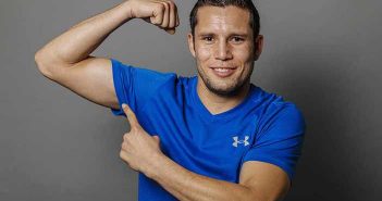 Carlos Cuadras vs McWilliams Arroyo en SuperFly 2 Carlos Cuadras