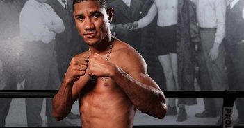 Miguel Marriaga vs Robson Conceicao en el respaldo de Berchelt vs. Román Marriaga (Credito: Mikey Williams / Top Rank)