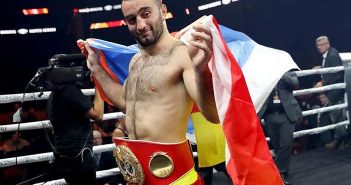 Murat Gassiev se impone en el tercero a Wlodarczyk