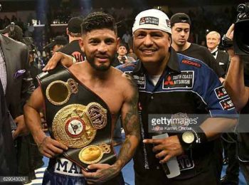 Abner Mares junto a Robert García