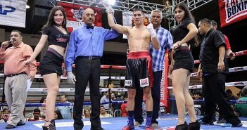 “La Máquina” Parra venció por decisión al “Chamarras” Quintero