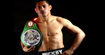 ‘Micky’ Román se prepara para medirse a Berchelt el 3 noviembre Miguel "Micky" Román