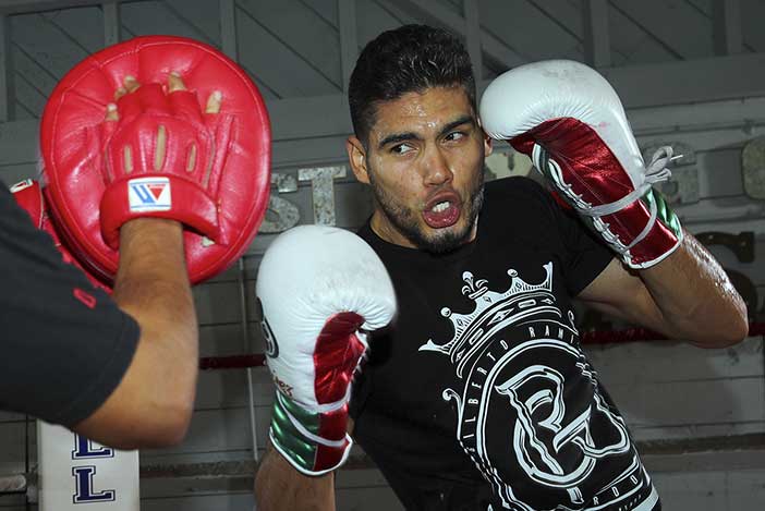 (Credito: "Zurdo" Ramírez - Mikey Williams / Top Rank)