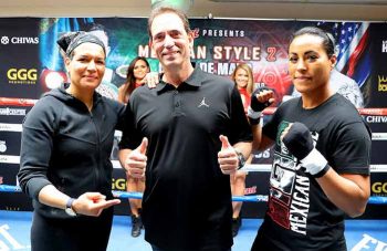 Braekus (Izquierda) Photo Credit: Tom Hogan - Hoganphotos/ GGG Promotions
