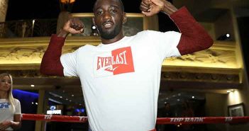 Crawford se enfrentaría al ganador del Kavaliauskas vs Besputin Terence Crawford (Mikey Williams/Top Rank)