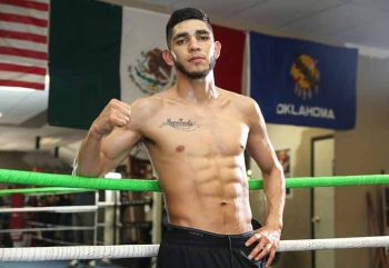 Alex Saucedo (Credito de Fotos: Mikey Williams/Top Rank)