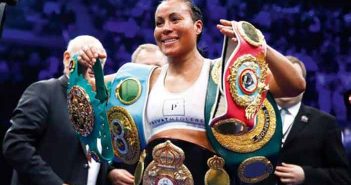 Cecilia Braekhus retuvo sus títulos en Moscú Cecilia Braekhus