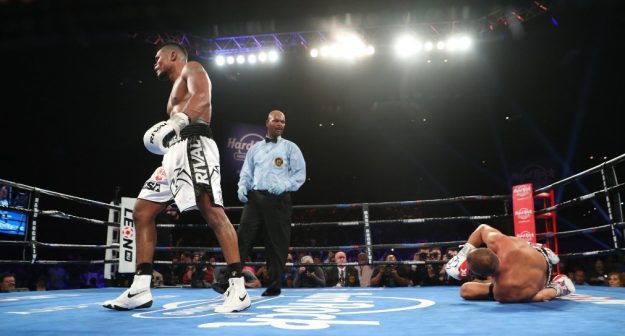 Kovalev noqueado por Eleider Álvarez