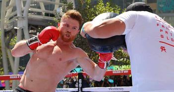 En Las Vegas el negocio es Canelo y hay pelirrojo para rato Canelo entrenando