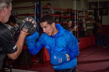 "Manny" Rodríguez (Fotos por Alex Nunez / Fresh Productions Boxing)