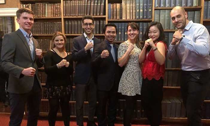 Pacquiao de visita en Oxford y Cambridge (AMB)