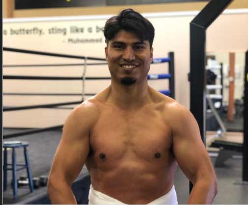 Mikey García musculado