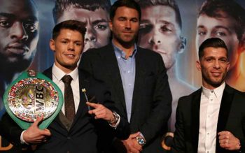 Charlie Edwards, Eddie Hearn y Ángel Moreno
