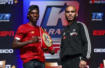 Ray Beltrán y Richard Commey (Mikey Williams/Top Rank)