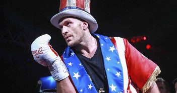 Tyson Fury afirma que solo necesitaría una mano para ganar a Andy Ruiz Tyson Fury se gana al público americano ( Mikey Williams / Top Rank)