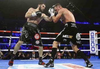 Artur Beterbiev vs Oleksandr Gvozdyk (Mikey Williams / Top Rank)