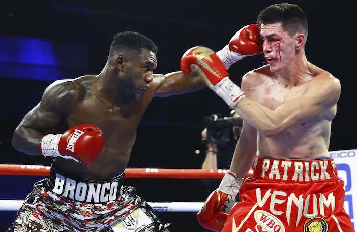 Carlos Adames vs Patrick Teixeira (Foto: Mikey Williams/ Top Rank)