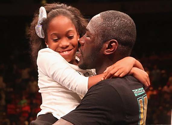 Deontay Wilder con su hija (CMB)