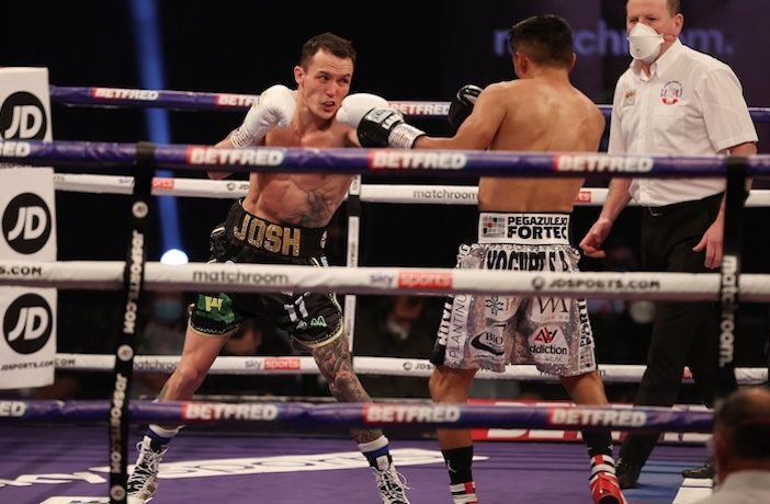Josh Warrington (y todo el mundo) se llevó una enorme sorpresa al ser noqueado por el mexicano Mauricio Lara el pasado sábado. Josh Warrington (y todo el mundo) se llevó una enorme sorpresa al ser noqueado por el mexicano Mauricio Lara el pasado sábado.