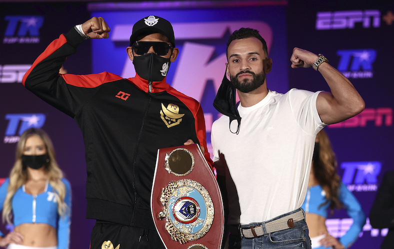 Emanuel Navarrete vs. "Pitufo" Díaz (Foto: Mikey Williams / Top Rank vía Getty Images)