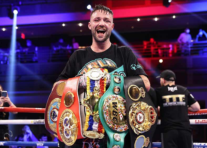 Josh Taylor (Mikey Williams / Top Rank vía Getty Images)