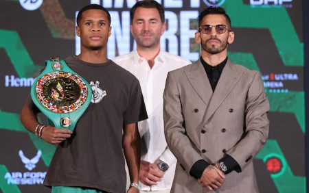 Devin Haney vs Jorge Linares
