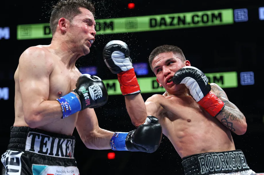 Carlos Cuadras vs. Jesse Rodríguez