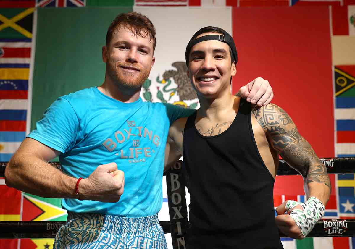 Canelo y Óscar Valdez