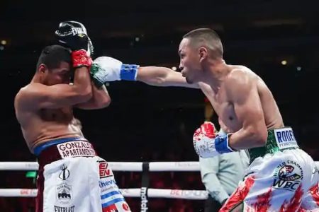 Román González vs. Juan Francisco Estrada