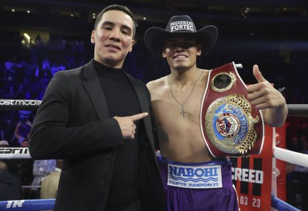 Oscar Valdez y Emanuel Navarrete
