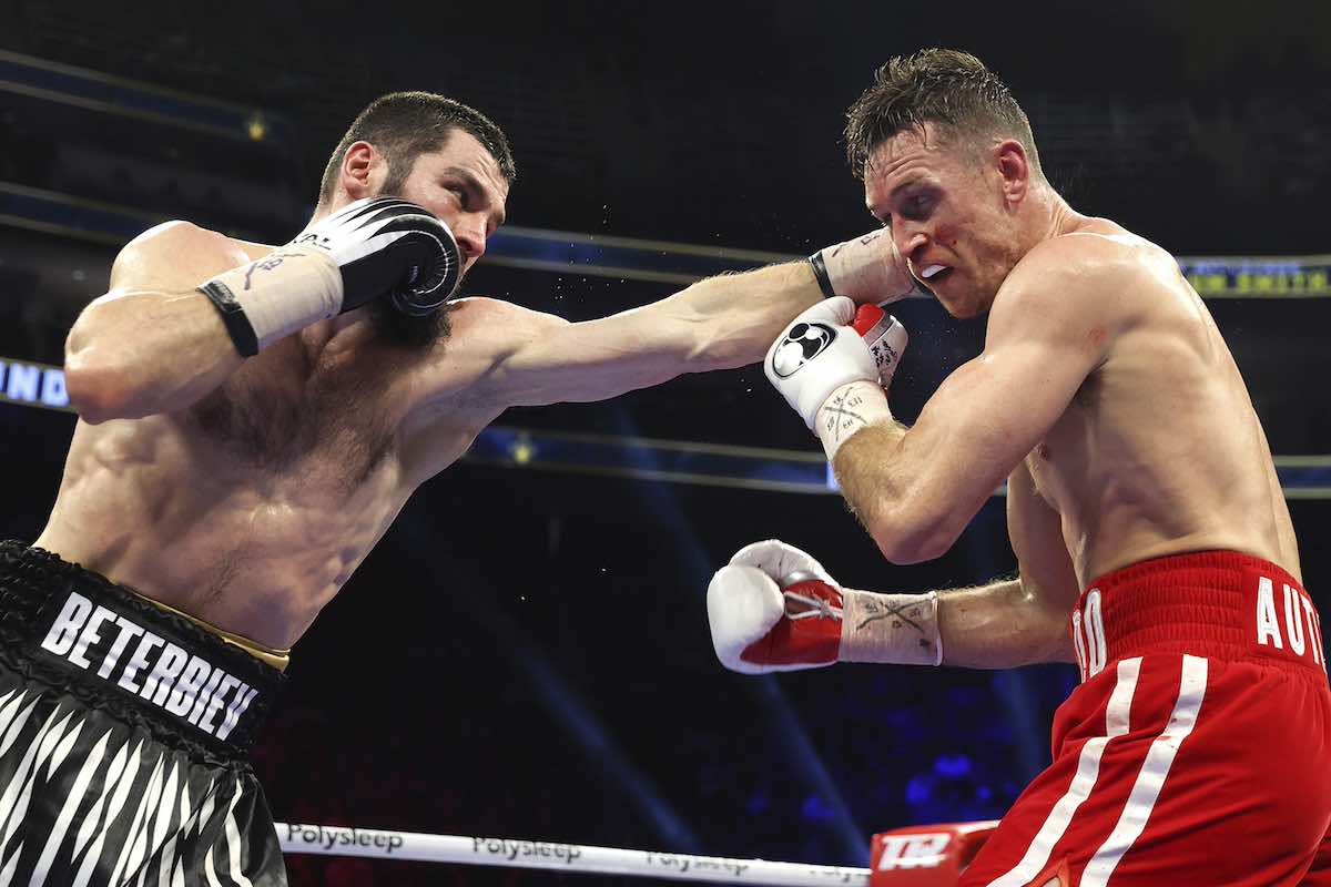 Artur Beterbiev vs Callum Smith 