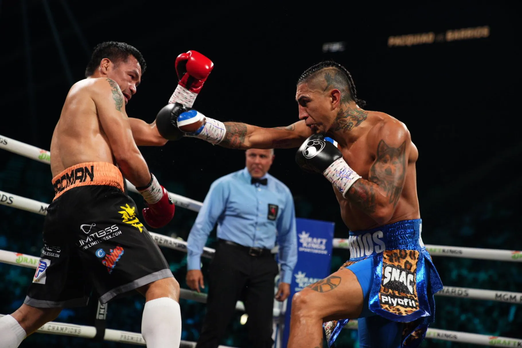 Pacquiao vs Barrios (PBC)